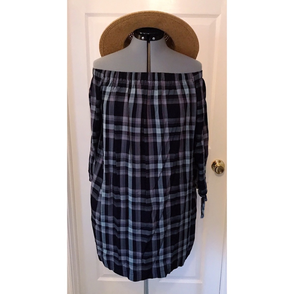 Knox Rose Off The Shoulder Plaid Shift Dress